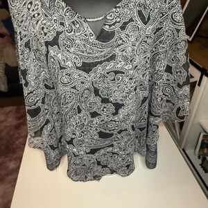 Roz & Ali Paisley Print Women's Top - Black and White